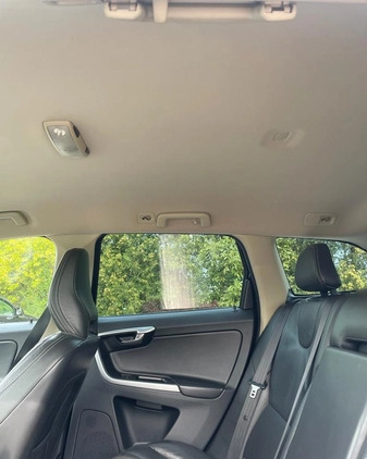Volvo XC 60 cena 48500 przebieg: 249000, rok produkcji 2011 z Poznań małe 137